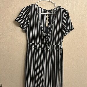 Crystal Sky Women Juniors Short Sleeve Blue Vertical Striped Jumpsuit Size 5